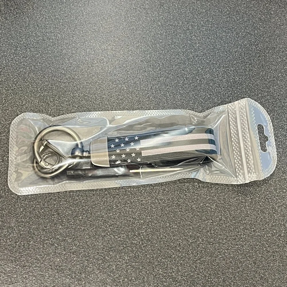 NWT American Flag Car Keychain Accessories with Zinc Alloy